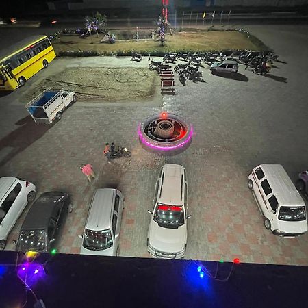 Kesar Hotel Viramgam Экстерьер фото